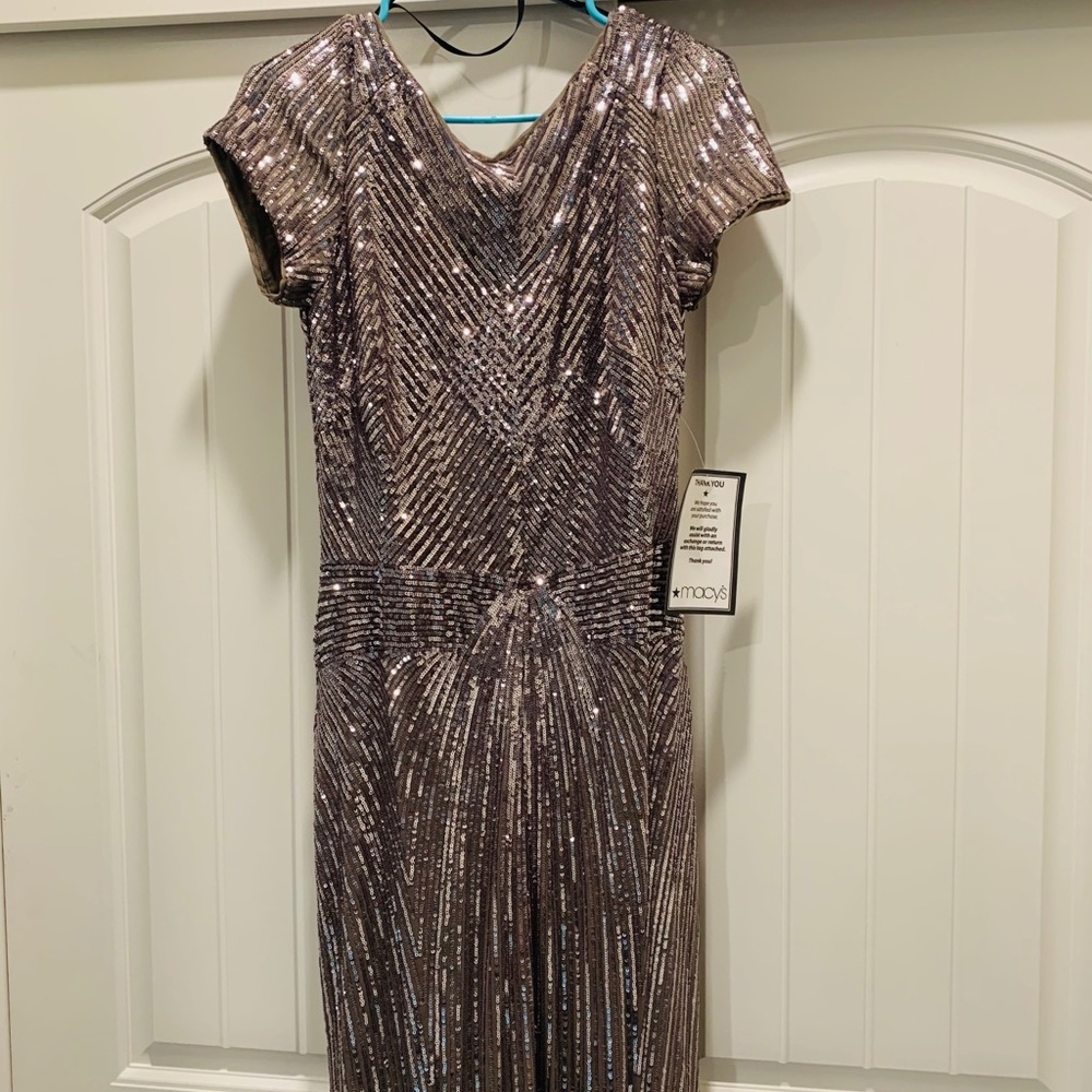 Betsy Adam Sequins formal gown cap sleeve